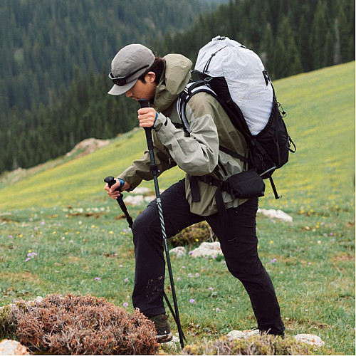Рюкзак туристичний Naturehike CNK2450XB016, 40 л, чорний, L