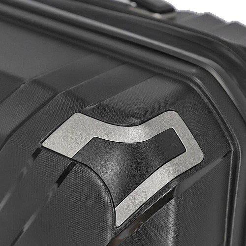 Чемодан Travelite Elvaa Black S на 4 колесах, черный