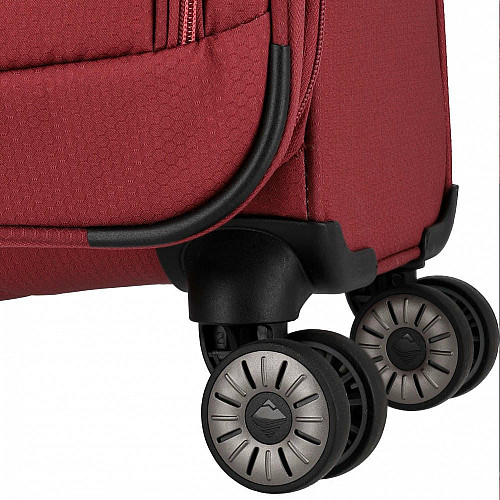Чемодан Travelite Skaii Red M exp на 4 колесах, красный