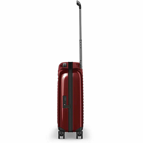 Чемодан Victorinox Airox Global Victorinox Red S на 4 колесах, 33 л, красный