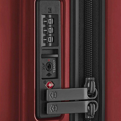 Чемодан Victorinox Airox Global Victorinox Red S на 4 колесах, 33 л, красный