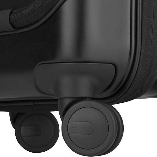 Чемодан Victorinox Travel Spectra 2.0 Black S Global на 4 колесах, с киш.д/ноутбука, 32 л, черный