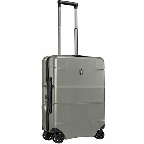Чемодан Victorinox Travel Lexicon Titanium S Global на 4 колесах, 34 л, серый