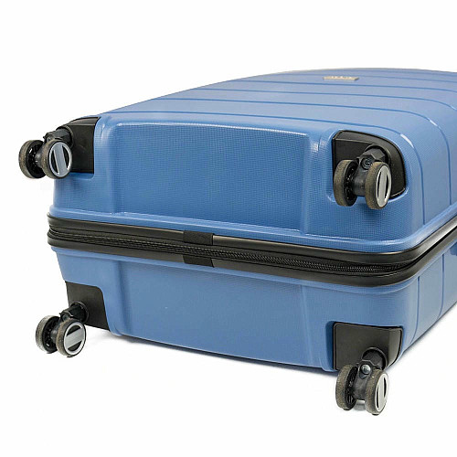 Чемодан Travelite Paklite Mailand Deluxe Bright Blue L на 4 колесах, синяя