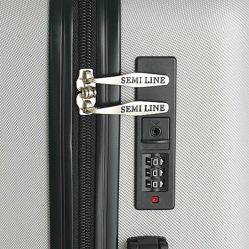 Чемодан Semi Line 28