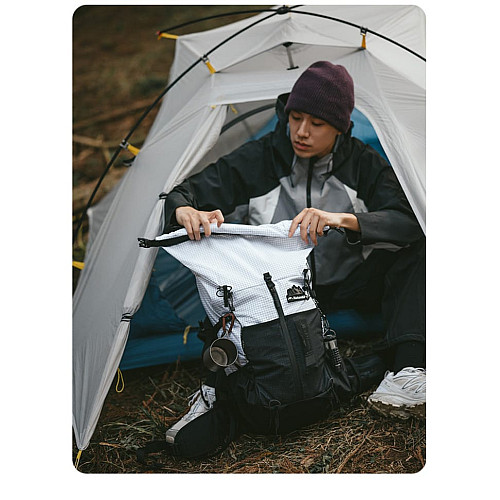 Рюкзак туристичний Naturehike CNK2300016, 30+5 л, чорний