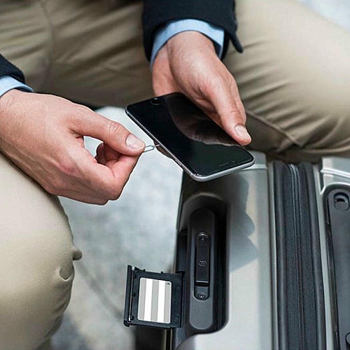 Чемодан Victorinox Travel Lexicon Titanium S Global на 4 колесах, 34 л, серый