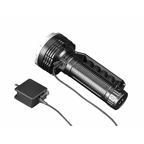 Фонарь ручной Fenix LR80R