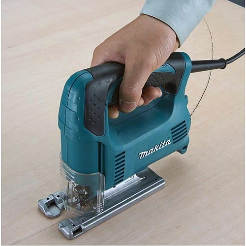 Лобзик Makita 4326 450Вт 3100об/мин ход 18мм 1.8кг