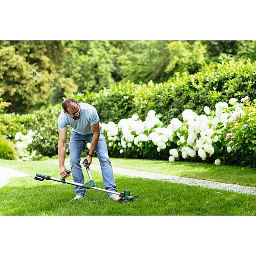 Тример садовий акумуляторний Bosch UniversalGrassCut 18V-260 1х2.5А·год 26см 2.3кг