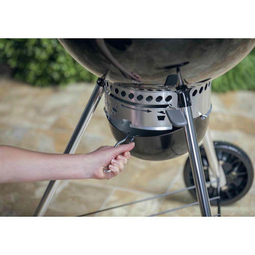 Вугільний гриль Weber Master-Touch Premium E-5775 SE 57 см, чорний
