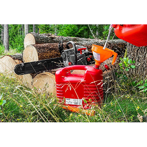 Каністра Neo Tools паливна 10л пластик HDPE, гнучкий злив, 0.87кг, червоний