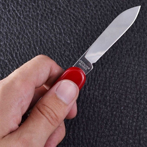 Ніж Victorinox Sportsman 84мм/13функ/червоний, блістер