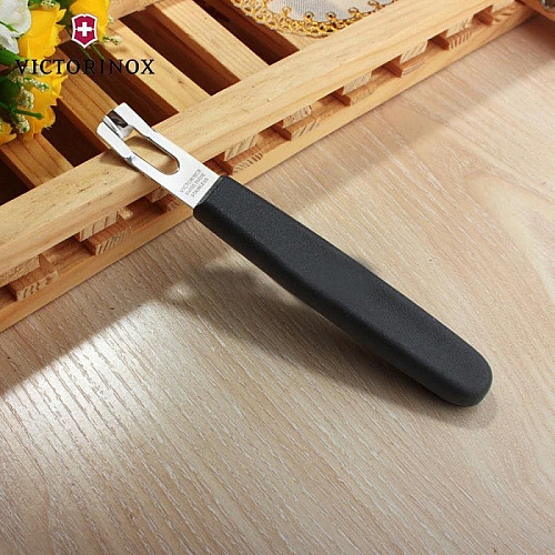 Кухонний ніж Victorinox Lemon Decorator, із чорн. ручкою