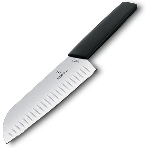 Кухонний ніж Victorinox Swiss Modern Santoku, 17 см, рифл., з чорн. ручкою, блістер