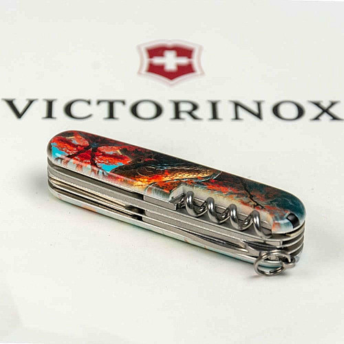 Ніж Victorinox Huntsman Zodiac 91мм/15функ/Бойовий дракон/різнокольоровий
