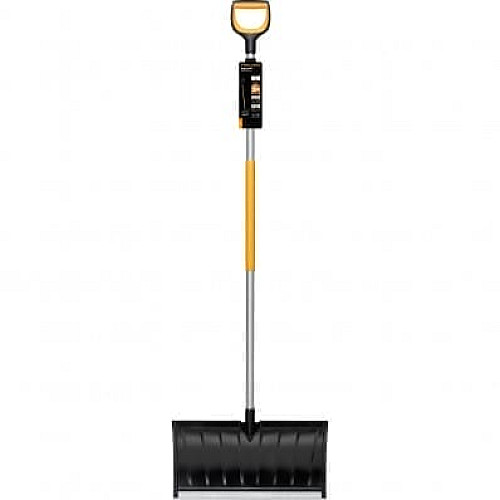 Лопата-роллер для уборки снега Fiskars SnowXpert Roller X-series™ (1057179)