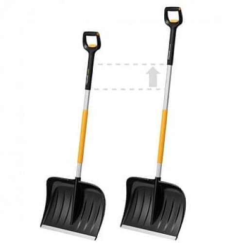 Телескопический скрепер для уборки снега Fiskars X-series (1057189)