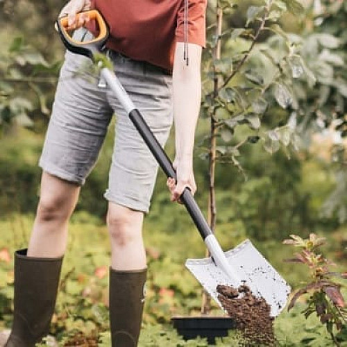 Лопата штикова округла Fiskars Xact™ (1066729)