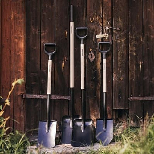 Лопата пряма Fiskars Solid (1066722)