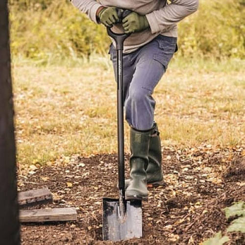 Лопата штикова Fiskars Ergonomic Pro XL (1066707)