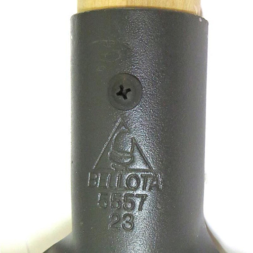 Лопата штикова садова Bellota 5557-23SM ML.B з живцем 220х300 мм