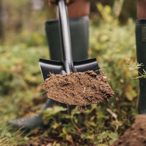 Лопата пряма Fiskars Solid (1066717)