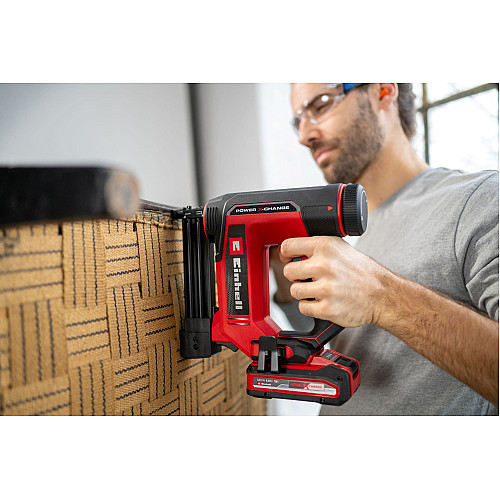 Степлер аккумуляторный Einhell TE-CN 18/32 Li-Solo 18В под скобы 13-25мм 20п/мин 2.1кг без АКБ и ЗП