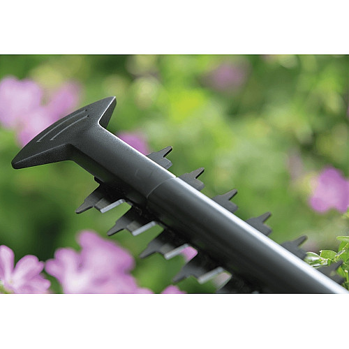 Кущоріз акумуляторний Bosch EasyHedgeCut 18-45 18В лезо 45см крок різу 15мм 3.02кг без АКБ та ЗП