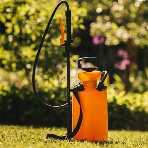 Обприскувач садовий ручний Fiskars 5л (1025934)