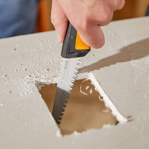Пила усиленная складная Fiskars Pro PowerTooth с тройной заточкой 150 мм 8 TPI (1062935)