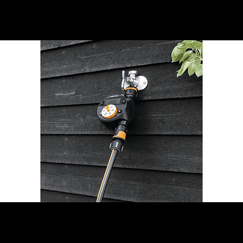 Таймер подачі води Fiskars для поливу (1054791)