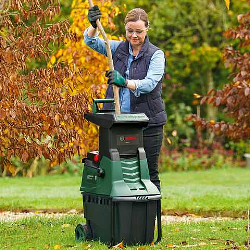 Измельчитель садовый Bosch AXT 25 D 2500Вт 40мм 31.3кг фреза низкошумная