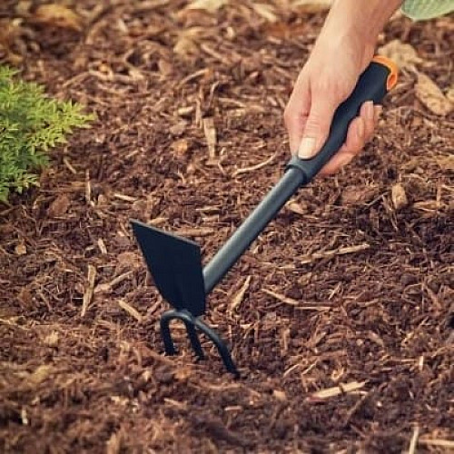 Посадкова сапа Fiskars Ergo (1027030)