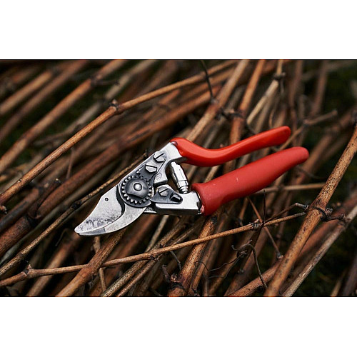 Секатор садовый Felco 15 / Фелко 15 обводной эргономичный с поворотной ручкой