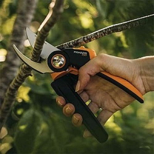 Секатор Fiskars PowerGear X-series P921 M обвідний (1057173)