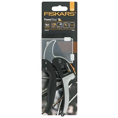 Секатор Fiskars PowerStep Р83 с храповым механизмом (1000575)