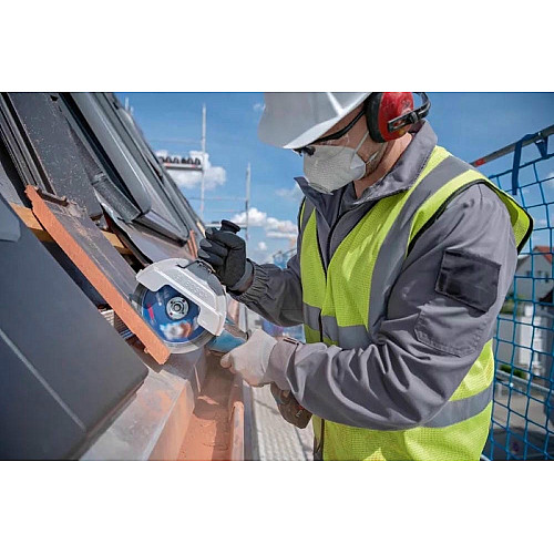 Шлифмашина угловая аккумуляторная Bosch GWS 182P 125 мм 18В 2800-9000об/мин без АКБ и ЗУ 1,7кг