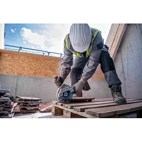 Шлифмашина угловая аккумуляторная Bosch GWS 182P 125 мм 18В 2800-9000об/мин без АКБ и ЗУ 1,7кг