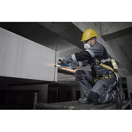 Шліфмашина кутова акумуляторна Bosch GWS 18V-8 125мм 18В 2x4А·год 0-11000об·хв 1.7кг кейс ЗП GAL 18V-40
