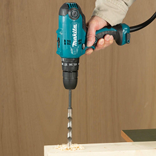 Шуруповерт-дрель ударная Makita HP0300 320Вт 21·42Нм 0-450·0-1500об·мин 1.2кг