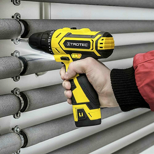 Дрель-шуруповерт аккумуляторный Trotec PSCS 11-12V + кейс (4410000102)