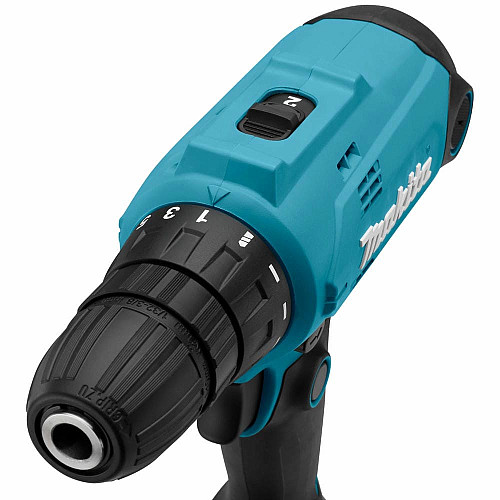 Шуруповерт-дрель Makita DF0300 320Вт 21·42Нм 0–450·0–1500об·мин 1.2кг