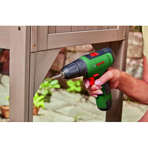 Шуруповерт-дрель аккумуляторная Bosch EasyDrill 1200 12В 2х1.5А·час 30Нм 0-400·1500об·мин 0.94кг набор сверл и бит кейс