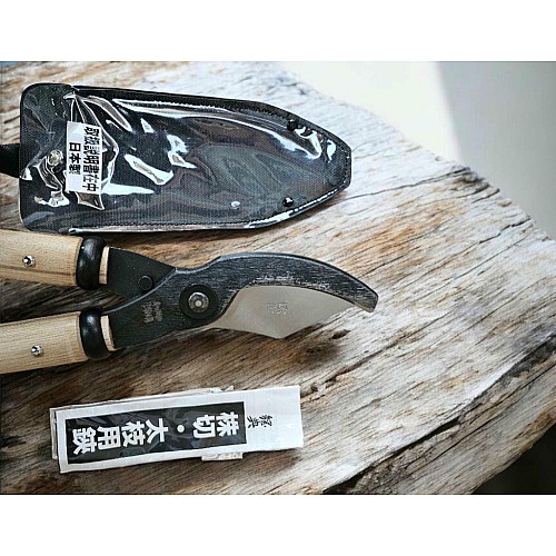 Сучкоріз А-12, 60 см (сталь YCS-3, 61HRC) (1118884) KANENORI Японія