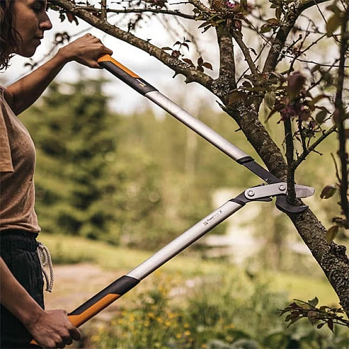 Сучкоріз Fiskars PowerGearX LX98 (L) обвідний (1020188)