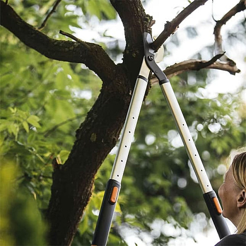 Сучкорез Fiskars SmartFit L86 обводной телескопический (1013564)