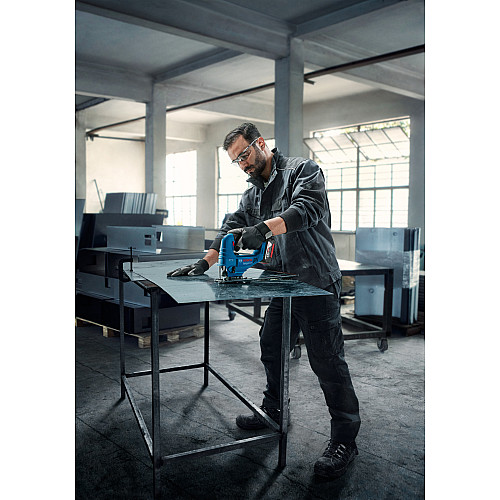Лобзик аккумуляторный Bosch Professional GST 183-LI 18В 0-3300об/мин ход 20мм 1.6кг без АКБ и ЗП
