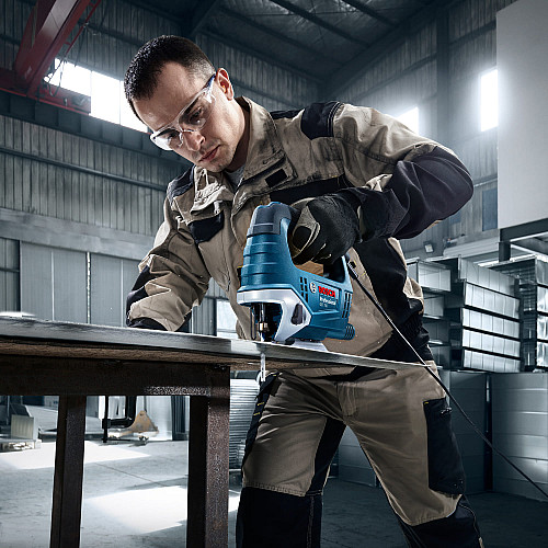 Лобзик Bosch Professional GST 750 520Вт SDS 800-3200об/мин ход 20мм 23кг кейс