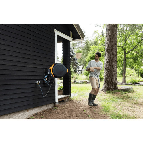 Кронштейн настінний для котушки шланга Fiskars 130 мм (1027095)